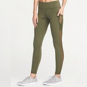 2/$25 Old Navy Mid-Rise Mesh-Pocket Compression Leggings